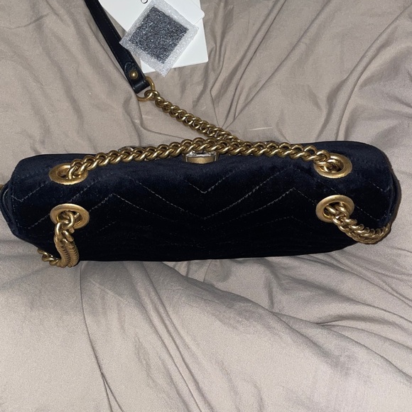 Gucci GG marmont crystal embellished velvet Crossbody bag - Picture 11 of 17